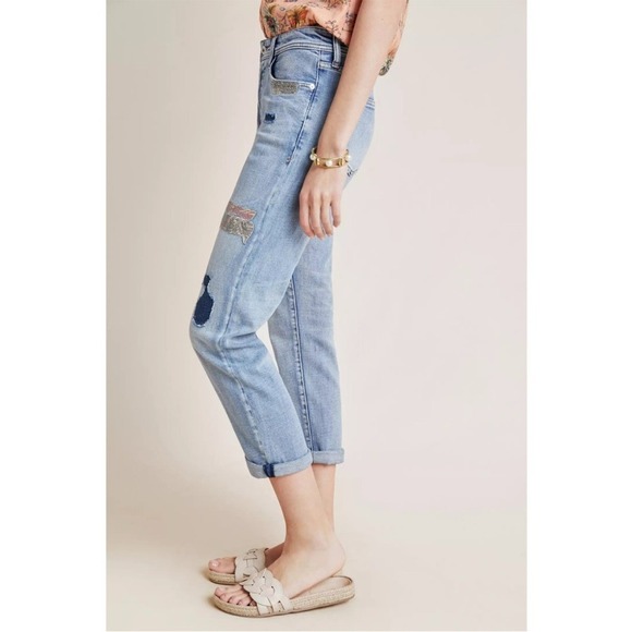 Anthropologie Pilcro Mid-Rise Slim Boyfriend Jeans EMBROIDERED PATCHED Sz 29 - Picture 4 of 14